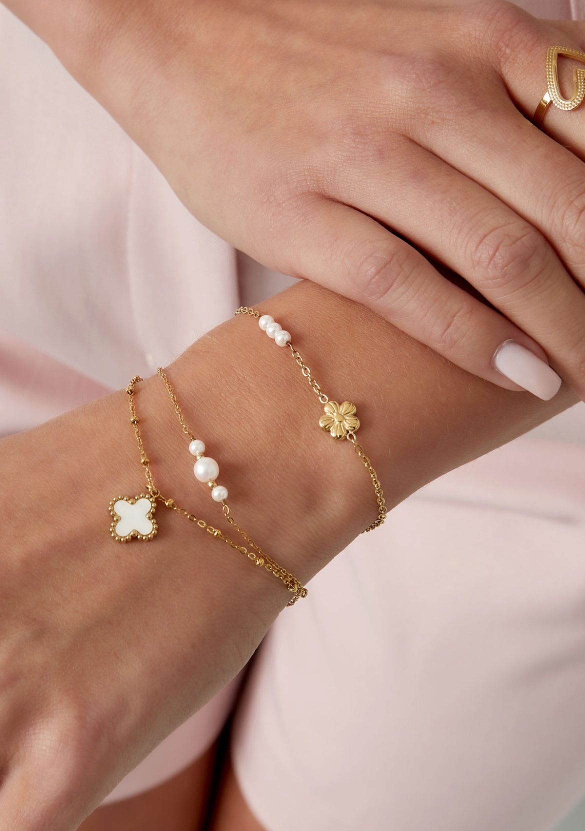 Bracelet flower pearl