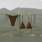 ruine studs bikini hangend, gouden embellishments detail, MaeClaire