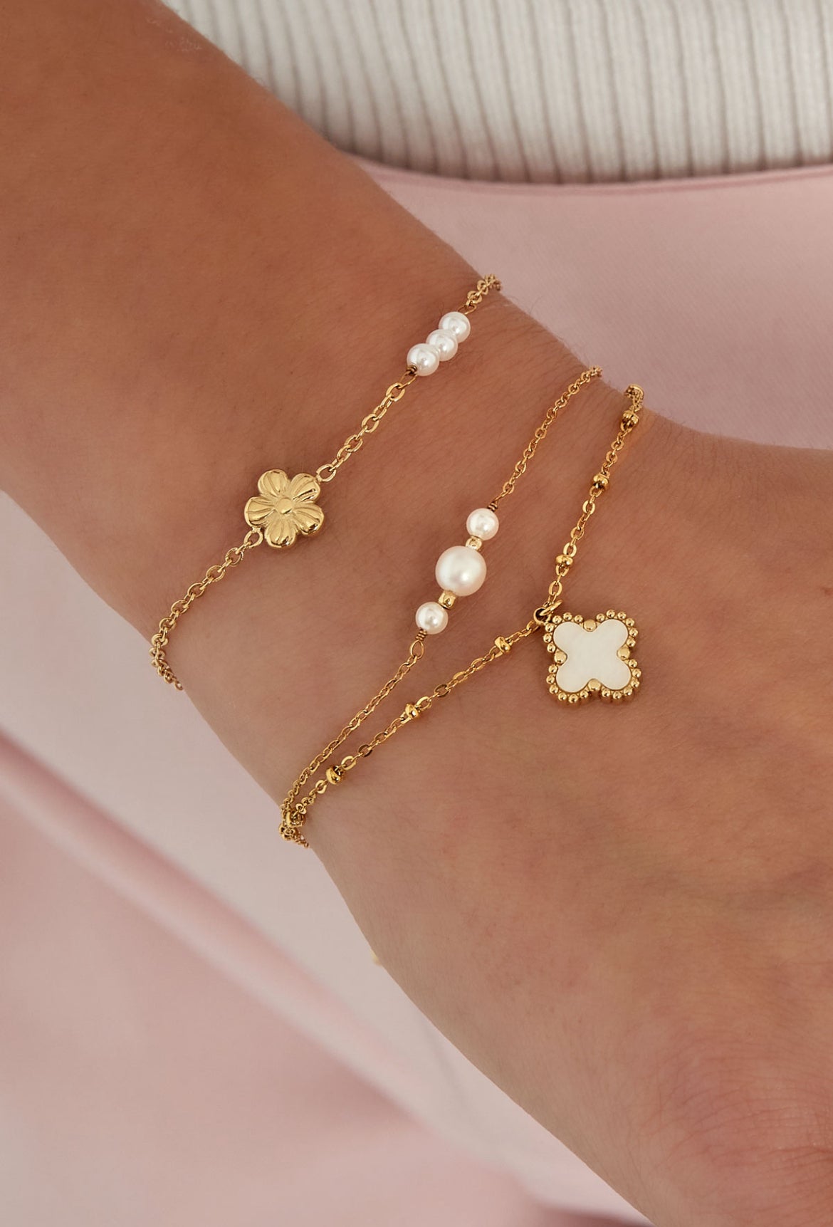 Bracelet flower pearl